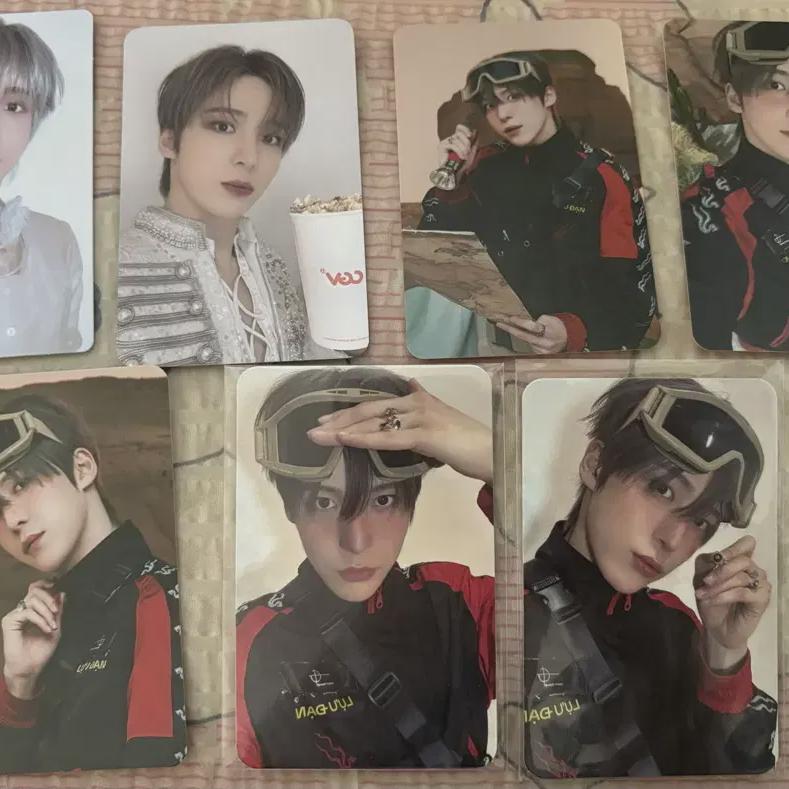 

ATEEZ Пакет фотокарточек