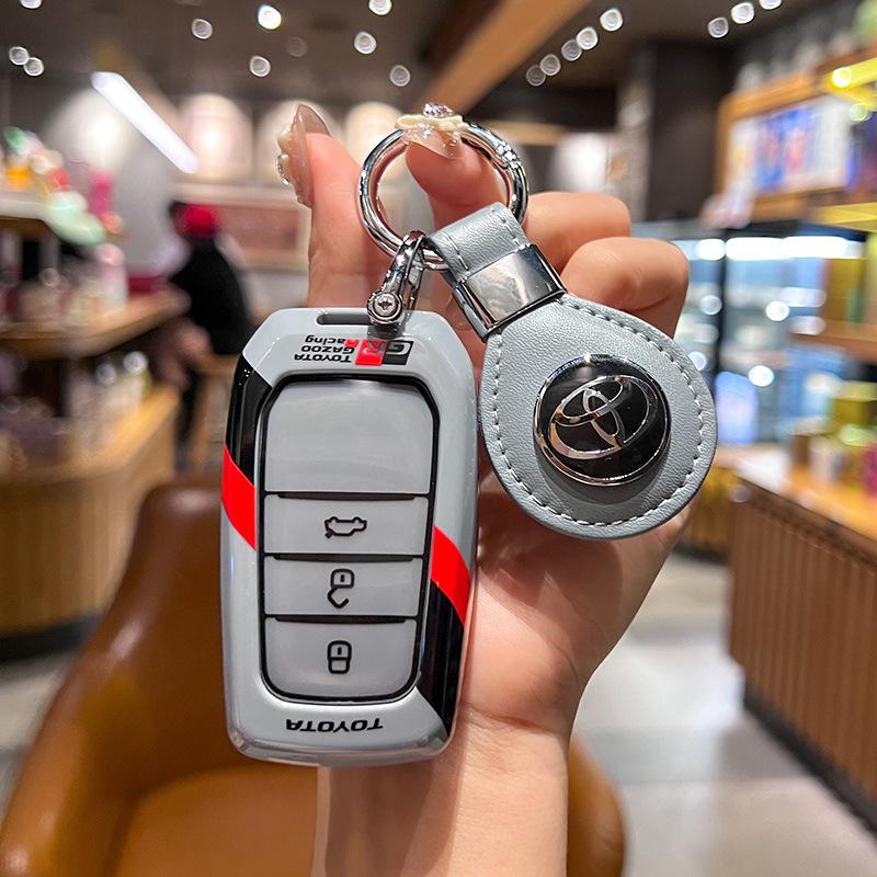 Pokrowiec na kluczyk Toyota Camry, Corolla, Levin, Avalon, Highlander, RAV4, CHR z metalową klamrą