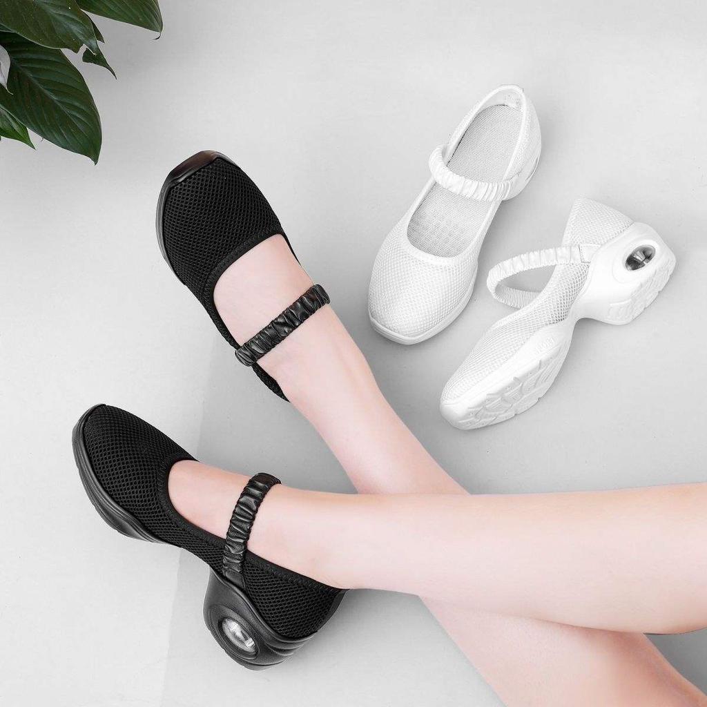 2025 new square dance shoes mesh breathable dance shoes women's soft sole versatile fashion travel casual dance shoes