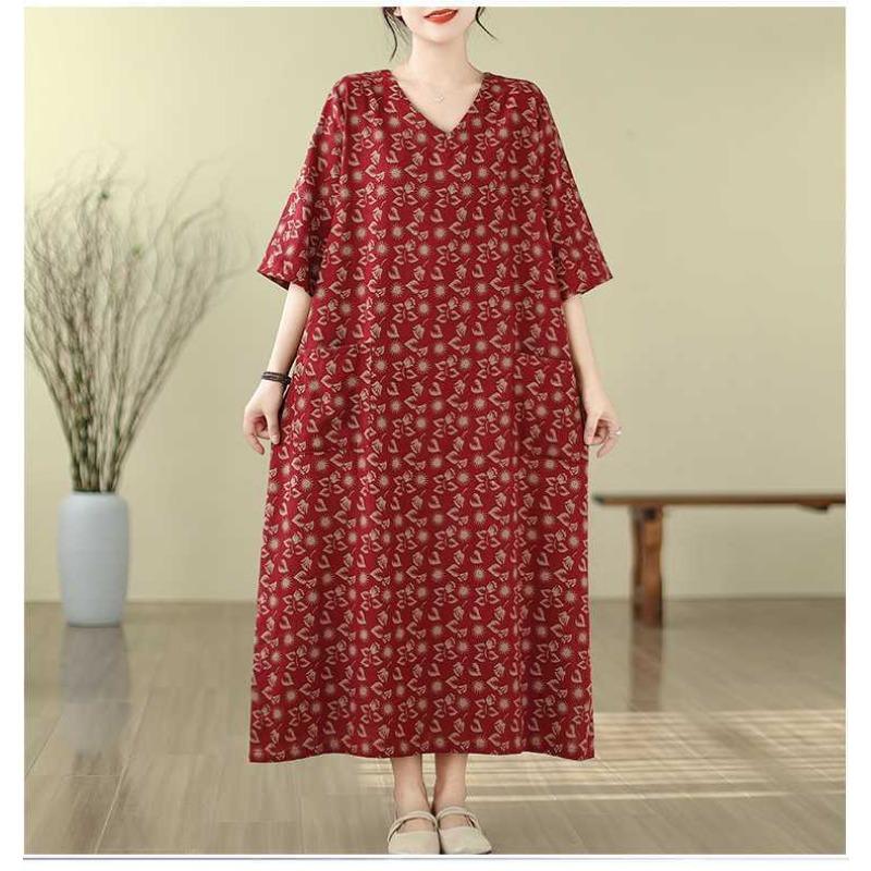 2025 Literary Retro Vacation Style Travel Dress Plus Covering Flesh Skinny V-Neck Long Dresses