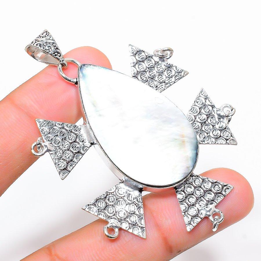 

Mother Of Pearl Gemstone Handmade Ethnic Jewelry Pendant 2.44 SR-3824