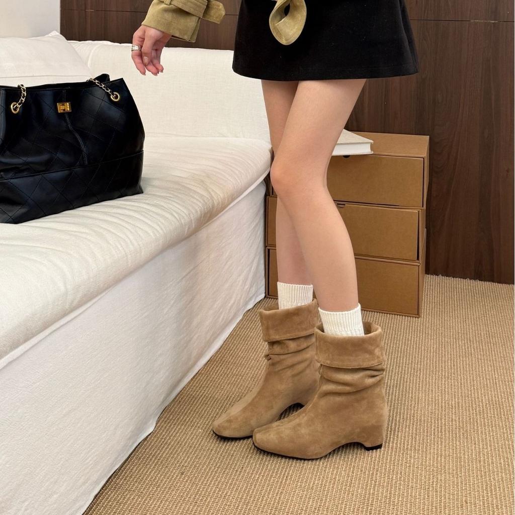 Autumn and winter new mid-heel stacking boots for women, khaki mid-tube inner height-increasing square-head Martin boots for women