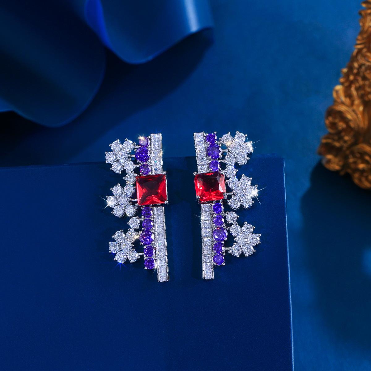 

Легкая Роскошь Ретро Микровставка Геометрические Цветные Цирконы Серьги-Цветы Темпераментные Серьги-Пуссеты