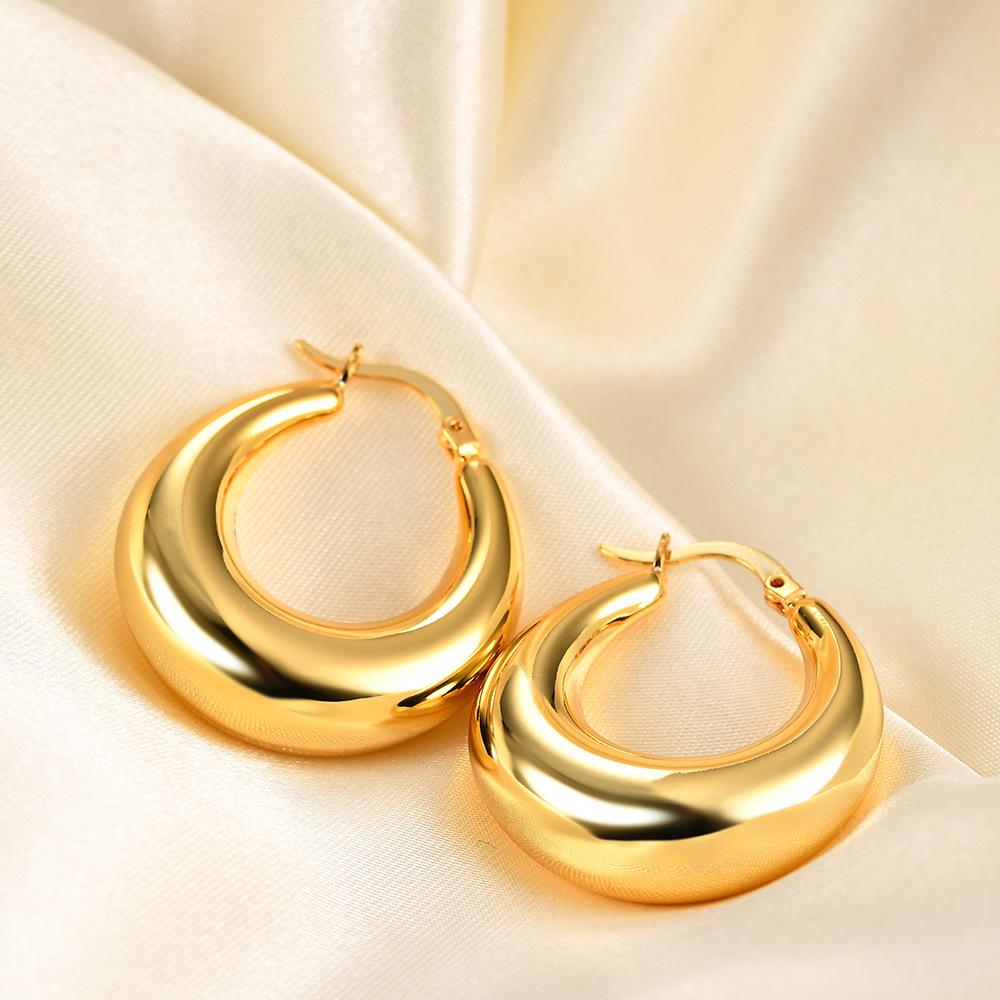 European & American Trendy Geometric Metal Earrings: 18K Gold Plated Stainless Steel Hollow Square Oval Studs