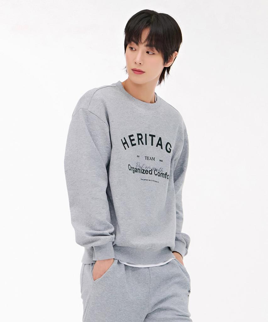 CHASECULT Unisex Essential Logo Sweatshirt - Grey