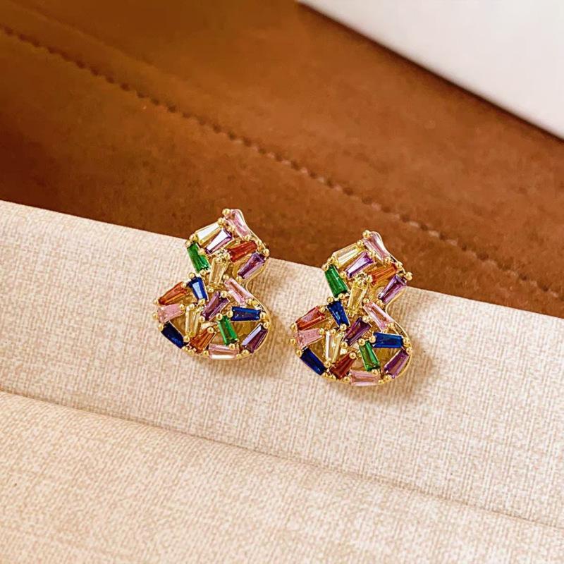 Real gold electroplated silver needle zircon gourd stud earrings new Chinese dopamine niche earrings light luxury earrings women