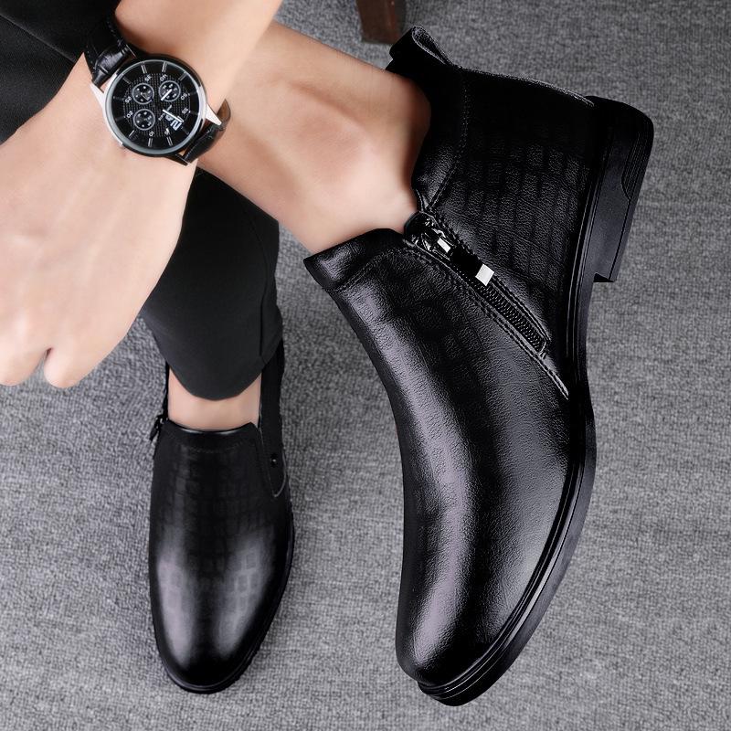 Men's Black High-Top Velvet-Lined Leather Work Boots - Slip-On Dad Shoes for Autumn/Winter
