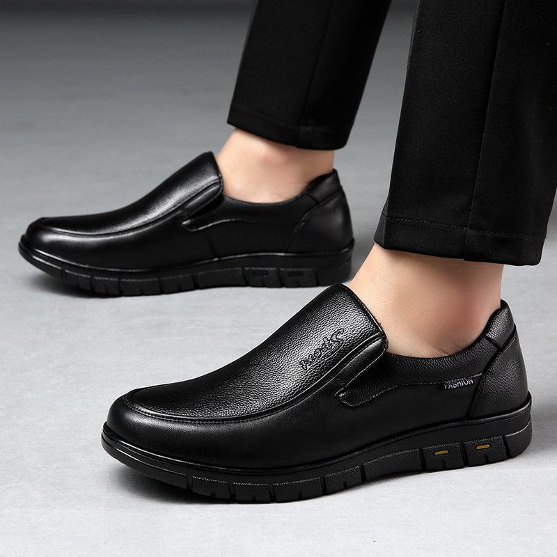 

Men s shoes first layer cowhide medium and old dad casual shoes business soft sole breathable foot leather shoes 44