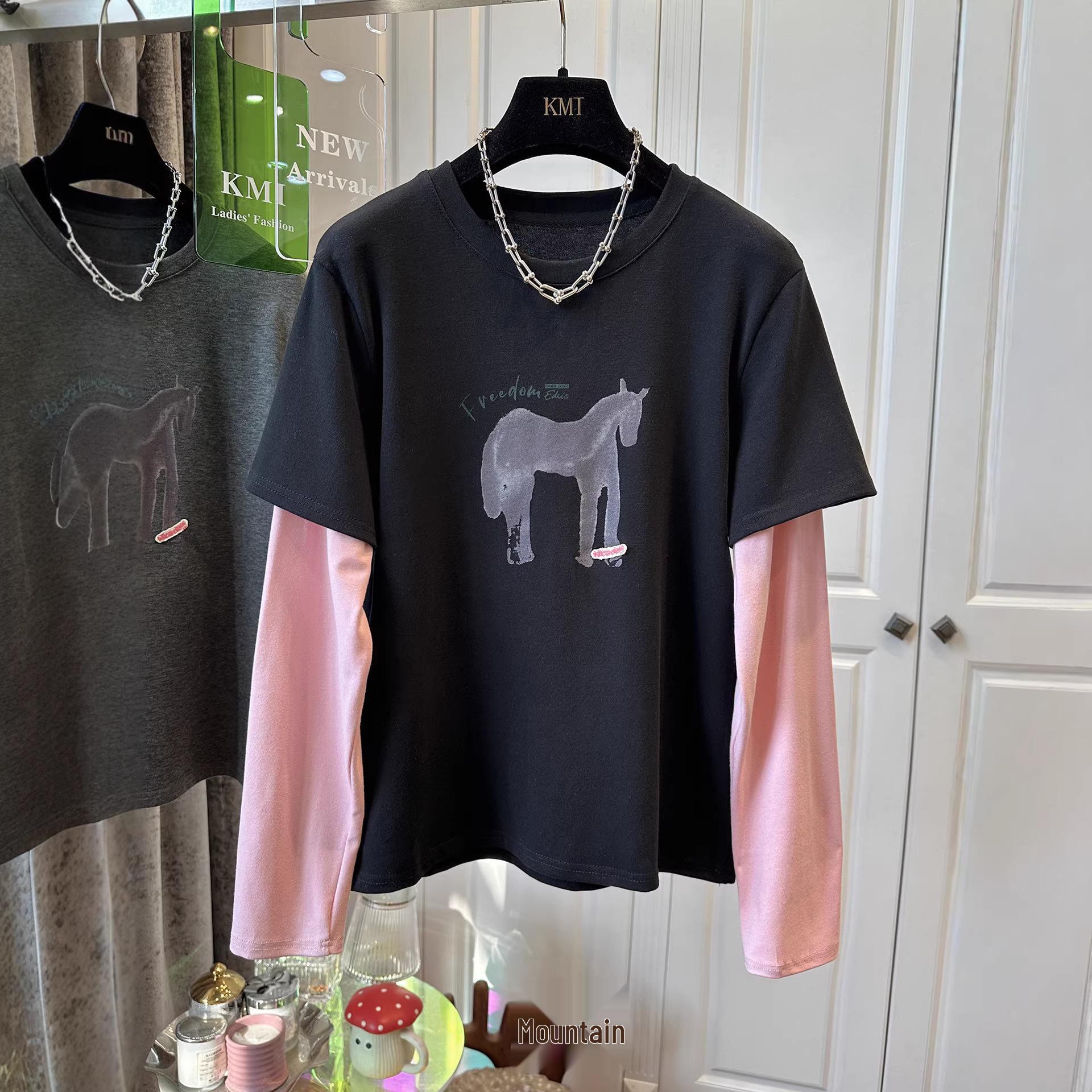

Plus Size American Street Style Velvet Long-Sleeved T-Shirt with Fake Two-Piece Design - Women s Loose Fit for Early Spring M [90-120 jin] чорний