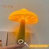 LED nattlampa Creative Shape Energisnål Plug-Play flimmerfritt ögonskydd med ljussensor Söt svamp nattlampa