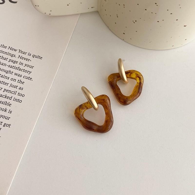 Amber-Colored French-Inspired Minimalist Retro Stud Earrings