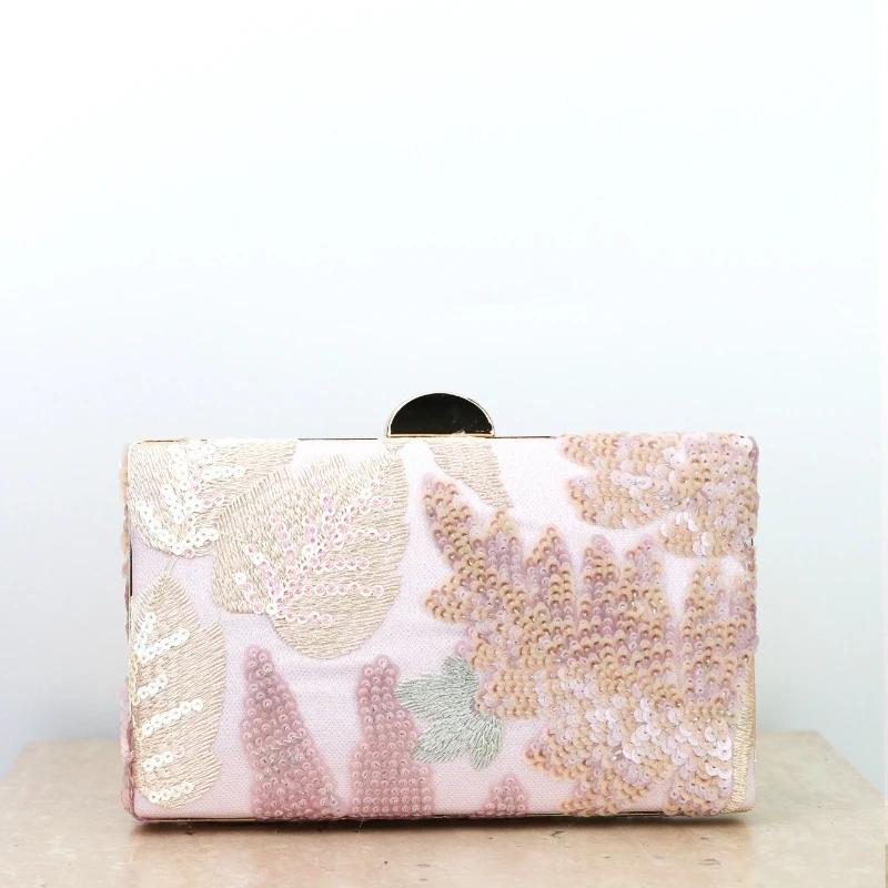 Embroidered Banquet Bags Women Handmade Appliques Chinese Theme Party Sequined Handbag Evening Dress Purple Clutch Purse