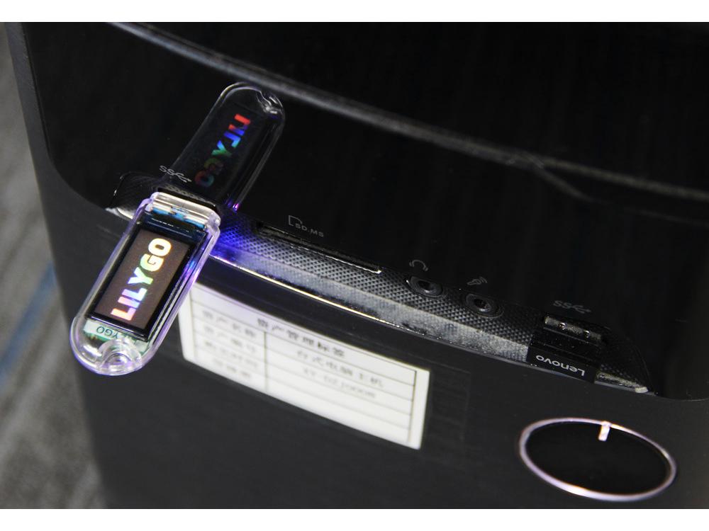 Placă de dezvoltare LILYGO® T-Dongle-S3 cu LCD de 0,96", WiFi, Bluetooth și suport pentru card TF