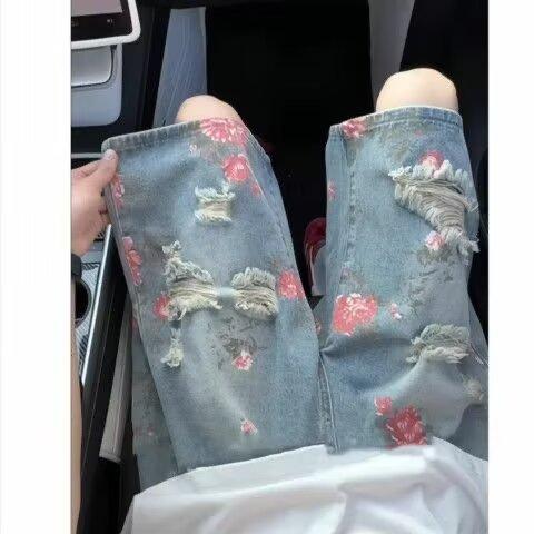 Flower Jacquard Ripped Denim Shorts Men's and Women's Niche Design Sense Washed and Old Trend Straight Five-point Pants Tide