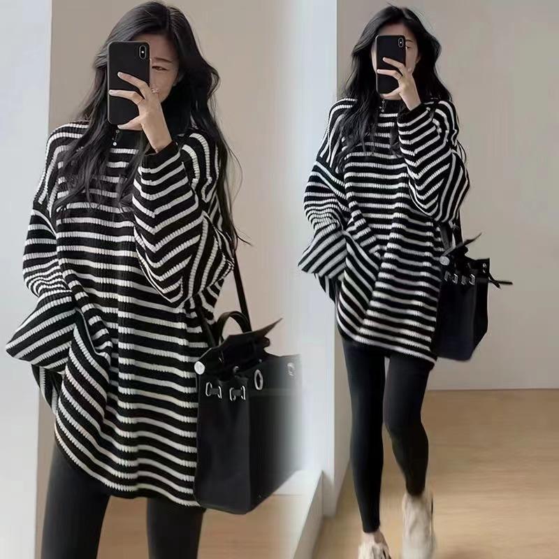 

Осень и зима новая модная свободная вязаная кофта женская ленивый стиль мягкая восковая средней длины черно-белая полосатая кофта One size