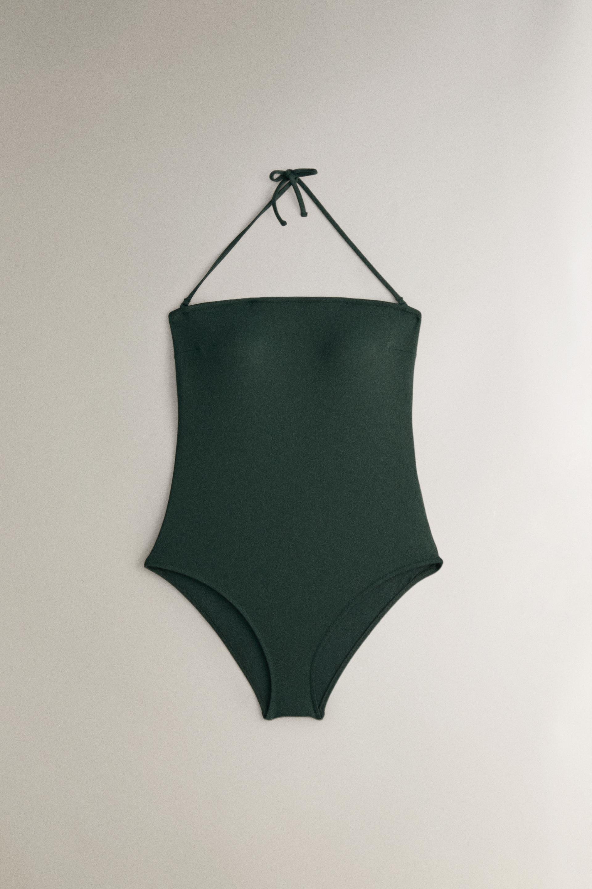 

ПЛЯЖНЫЙ КУПАЛЬНИК БЕЗ БРЕТЕК