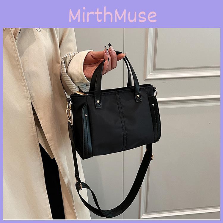 Fashionable Nylon Bag Women 2023 New Korean Style Autumn Winter Retro Fashion Square Bag Single Shoulder Bag Black