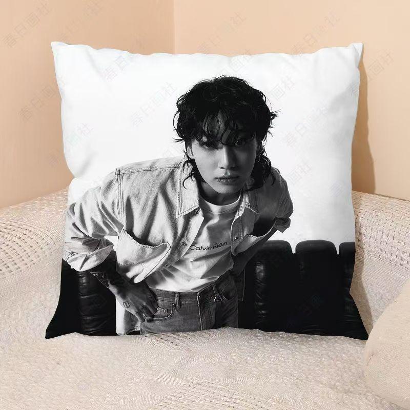 Подушка BTS Чонгук Подушка для комфорта K-pop Подушка для кровати BT21 40*40cm