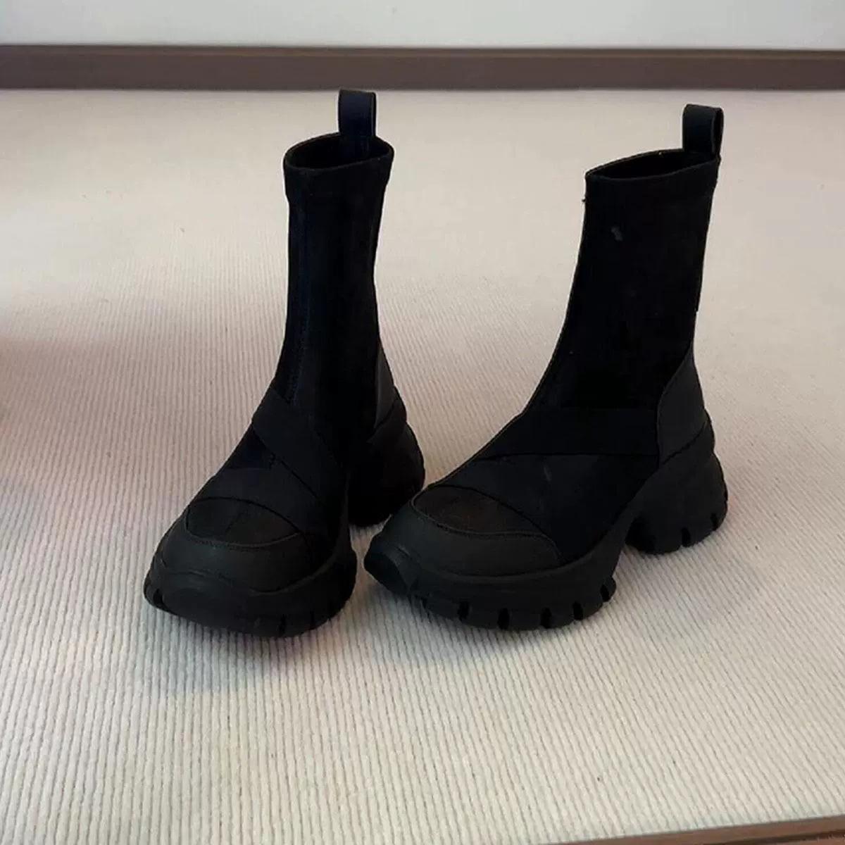 

Версия из овчины~ толстоподошвенные маффины эластичные тонкие ботильоны круглый носок ретро вставки спортивные короткие ботинки женские тонкие универсальные носки-ботинки 39 чёрный