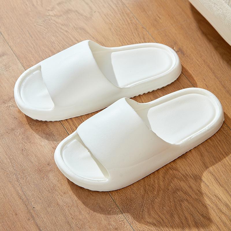 

Men s slippers for stepping on shit feel summer wear 2025 new indoor home non-slip and non-smelly feet sports cool slippers men 36-37 белый