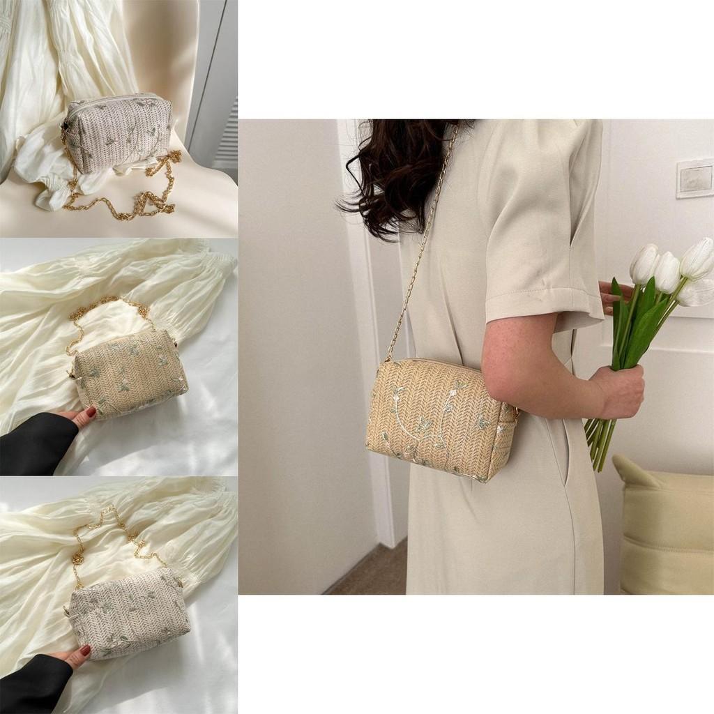 Trendy Woven Single Shoulder Bag For Women Unique Small Square Design Perfect For Everyday Use