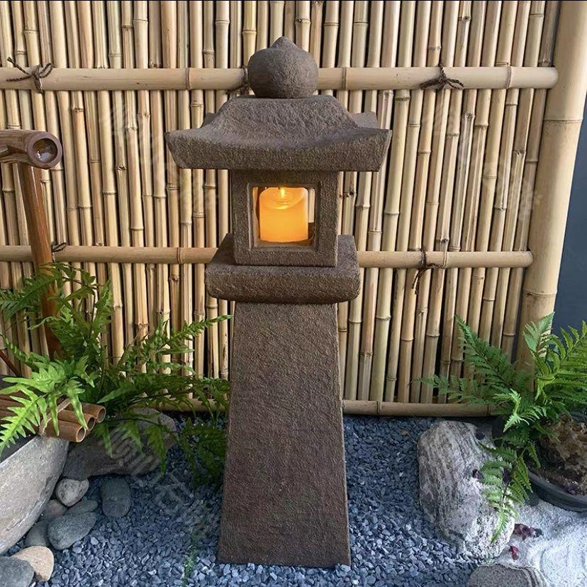 Antique Stone Carving Zen Garden Lantern for Outdoor and Hotel Courtyards