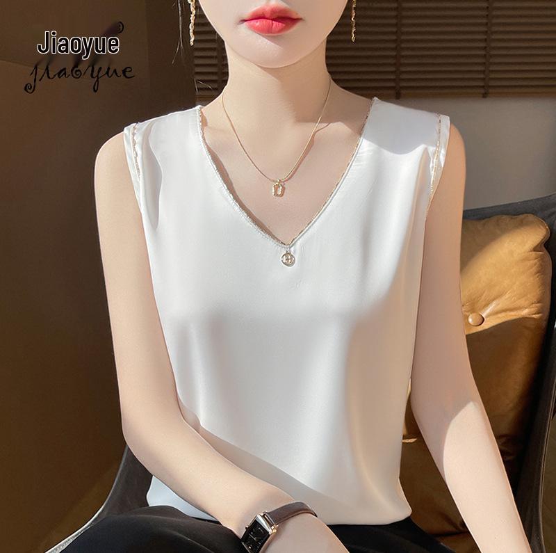 

V-Neck Satin Camisole for Women - 2025 New Sleeveless Inner/Outer Wear L