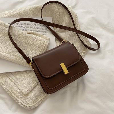 Nové crossbody kabelky pro ženy Peněženky a kabelky s klopou Jednobarevná Vintage hnědá Malá čtvercová taška Dámské kabelky přes rameno