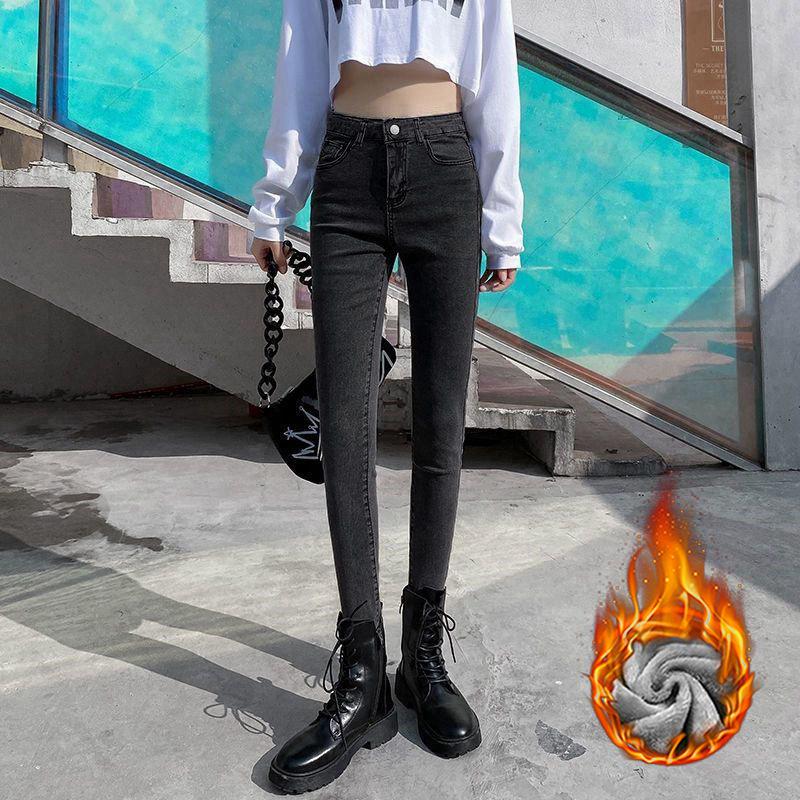 Women's Fleece-Lined High-Waisted Skinny Jeans: Slim-Fit, Warm, Thick, Elastic Pencil Pants for Winter Outings.