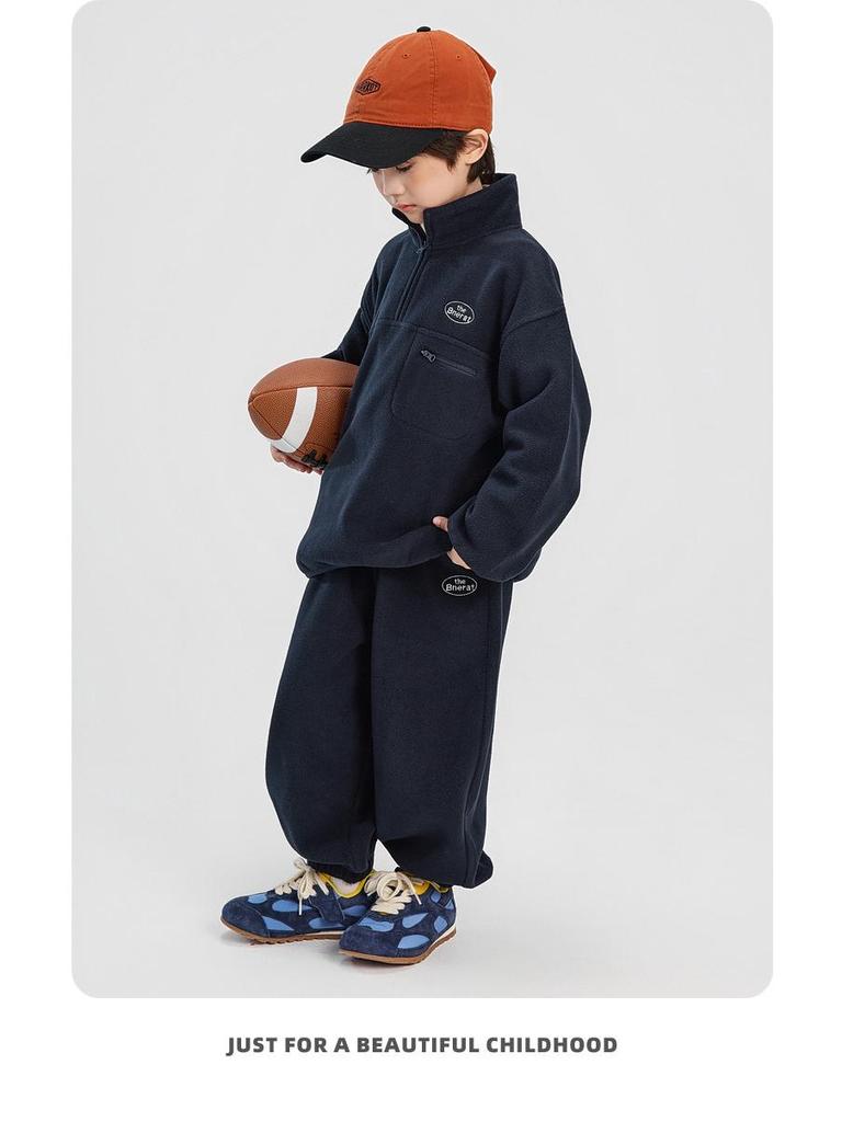 Chłopięcy zimowy zestaw 2025 puszysty sweter i spodnie polarowe