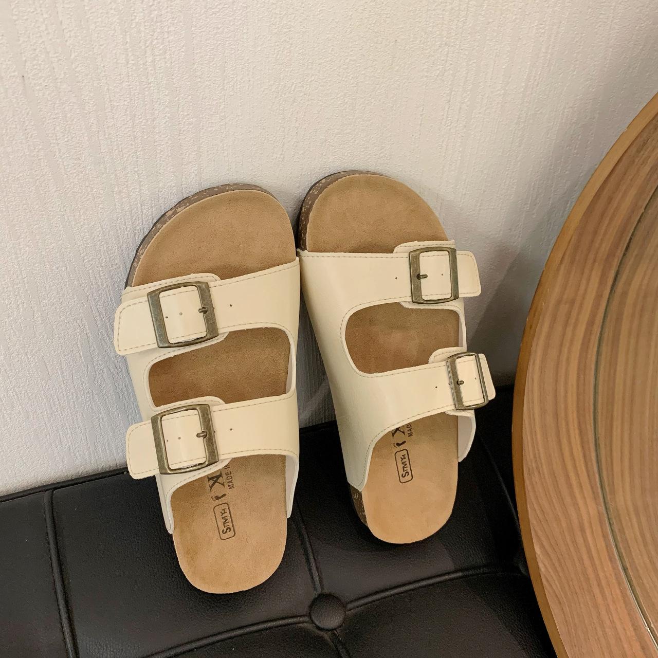 

Zhongjia silver thick-bottomed Boken slippers 2025 new summer retro flat-bottomed bag head with slippers for women s fashion 40 бежевый