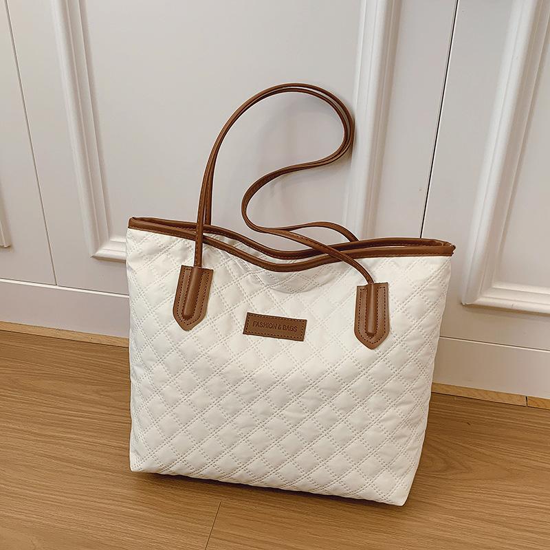 Fashion Rhombus Large Capacity Bag Women's 2025 New Casual Foreign Versatile Shoulder Bag Student Class Tote Bag