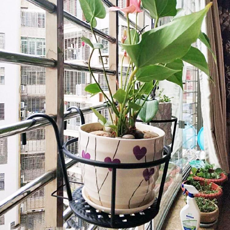 Wall Planter Shelf Rustproof Iron Storage Rack Space Saving Vertical Garden Organizer For Multiple Flower Pots