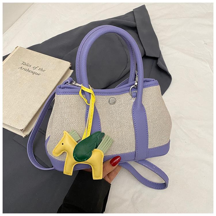 

High-end fashion portable bucket bag women s 2025 spring new versatile tote bag popular messenger bag