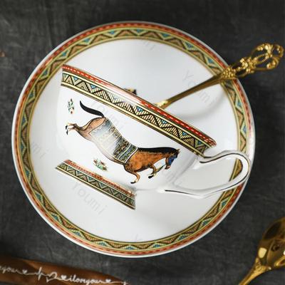 Ight Luxury Retro Coffee Cups High End Exquisite Ceramic Cup and Plate Set Household Afternoon Tea Tableware Gifts for Friends