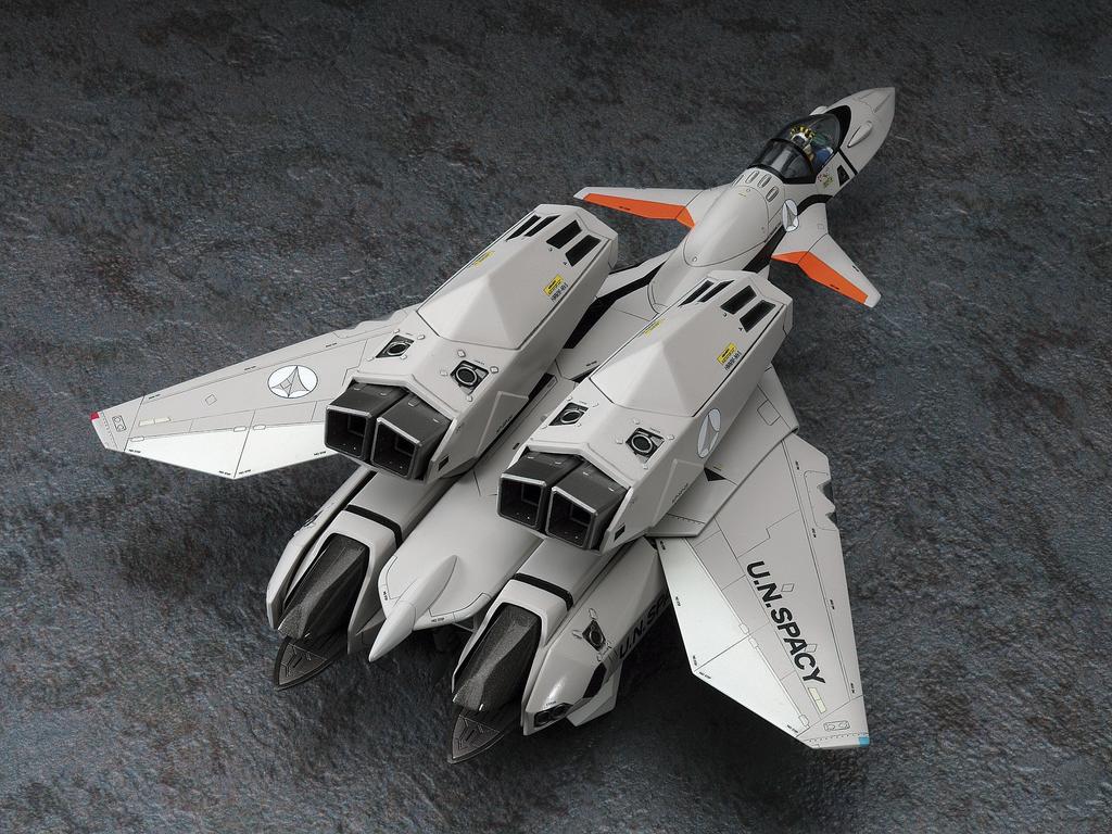 Hasegawa Macross Plus Super Thunderbolt Scale Plastic Model 23 Gray VF-11B 1/72