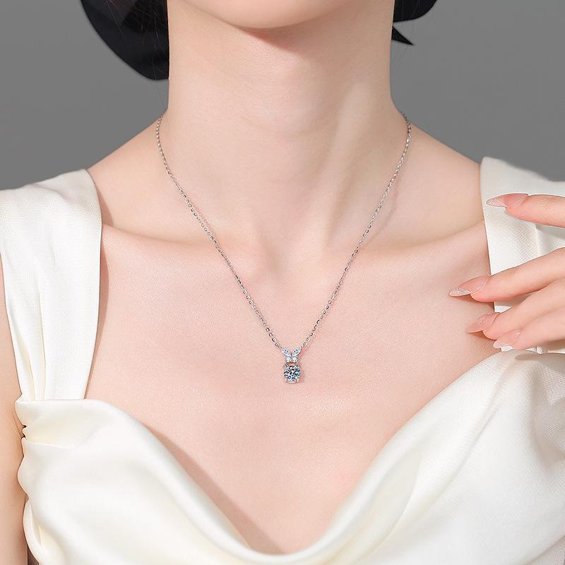 Delong S925 Sterling Silver Moissanite Butterfly Pendant Necklace for Women - Exquisite, Sweet, and Versatile Everyday Style