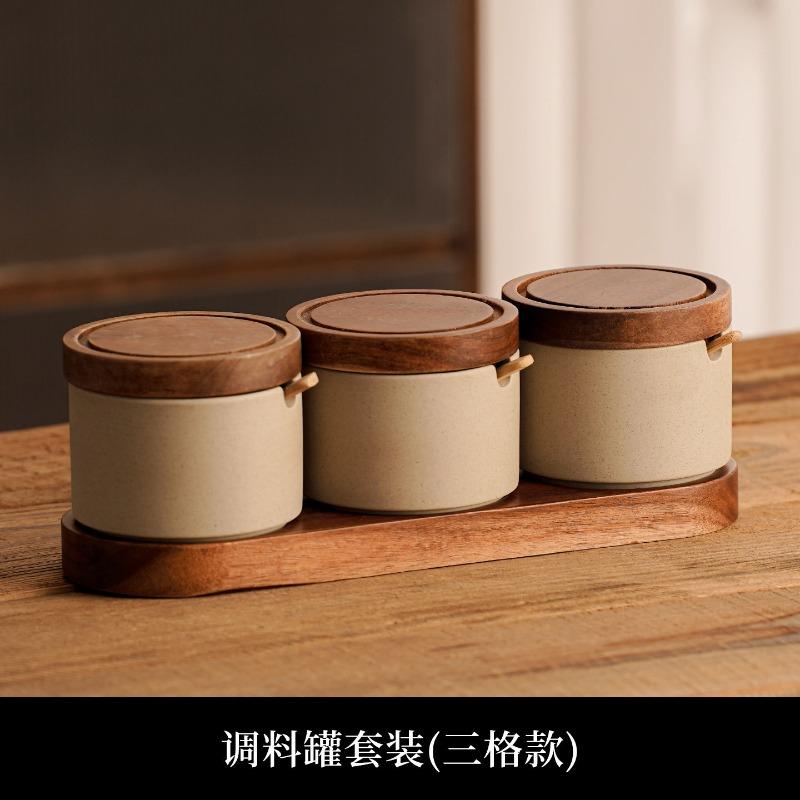Vintage Ceramic Seasoning Jar Set Coarse Pottery Spice Jar Salt Shaker Kitchen Seasoning Bottle Condiment Bottles Chili Jar