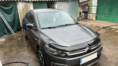 Haubenabweiser (EuroCap) für Citroen C-Elysee