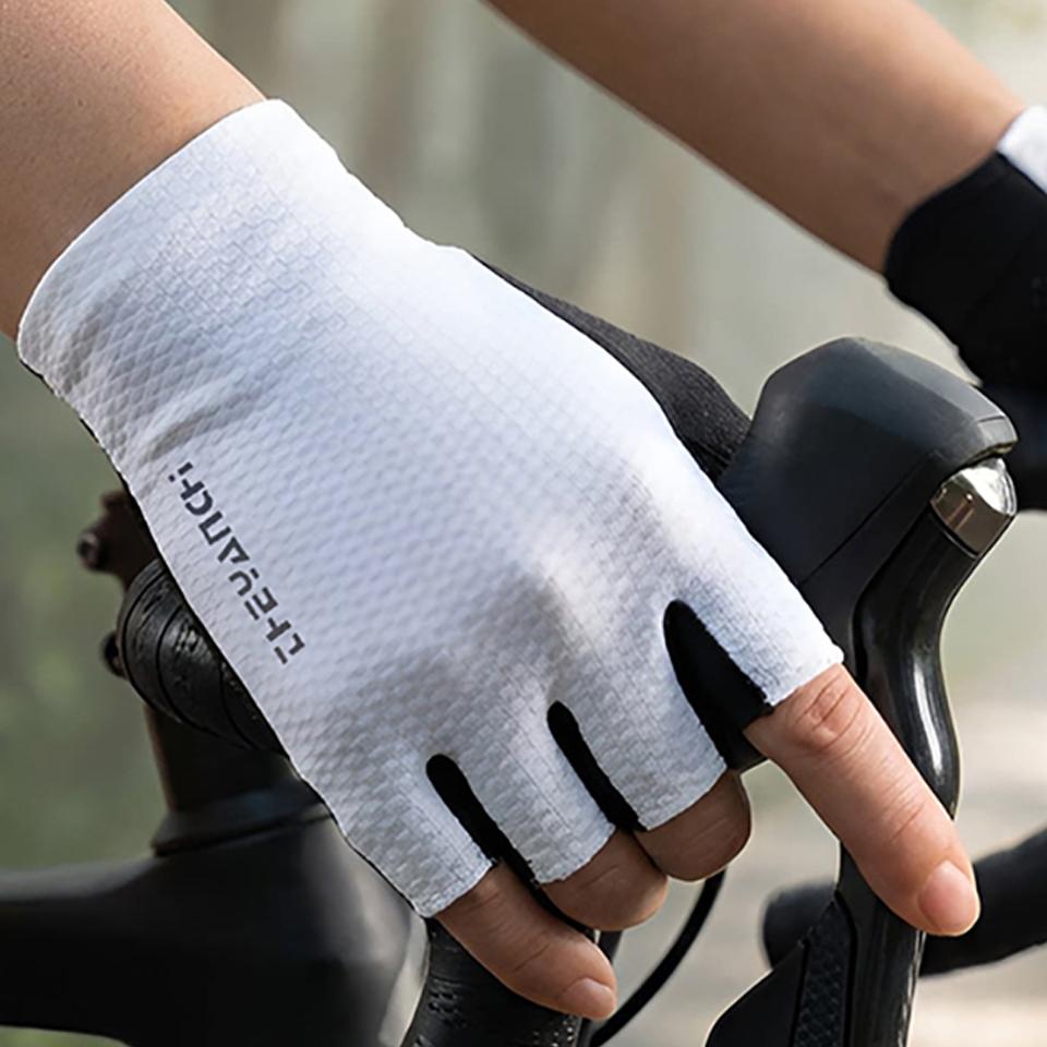 GTUBIKE Cycling Gloves Summer Breathable Shockproof Half Finger Bike Gloves Fingerless Gloves Sports MTB Road Bicycle Gloves