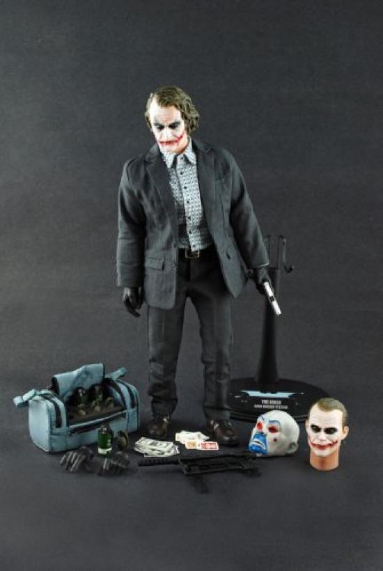 Movie Masterpiece The Dark Knight Scale Figure Joker 1/6 (Bank Robber)