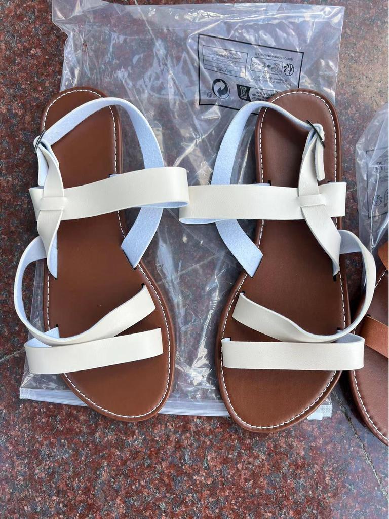 Plus Size Buckle Flat Toe-Baring Sandals for Women