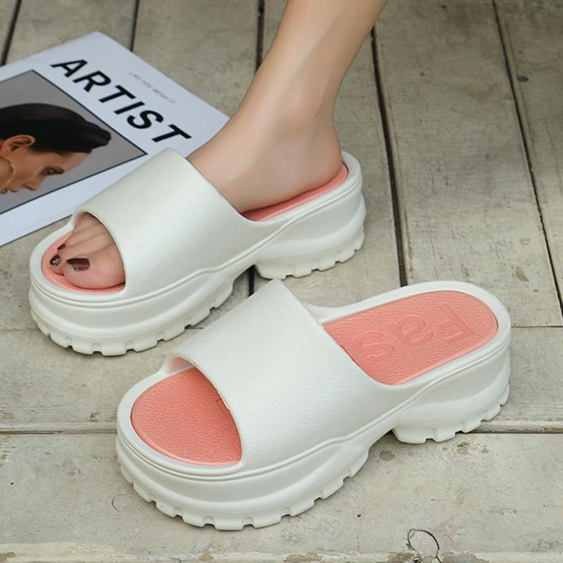 

2024 Summer Thick Women s Slippers Vacation Outwear Beach Anti Slip Women s Slippers Comfortable Soft Sole Durable Home Slippers
