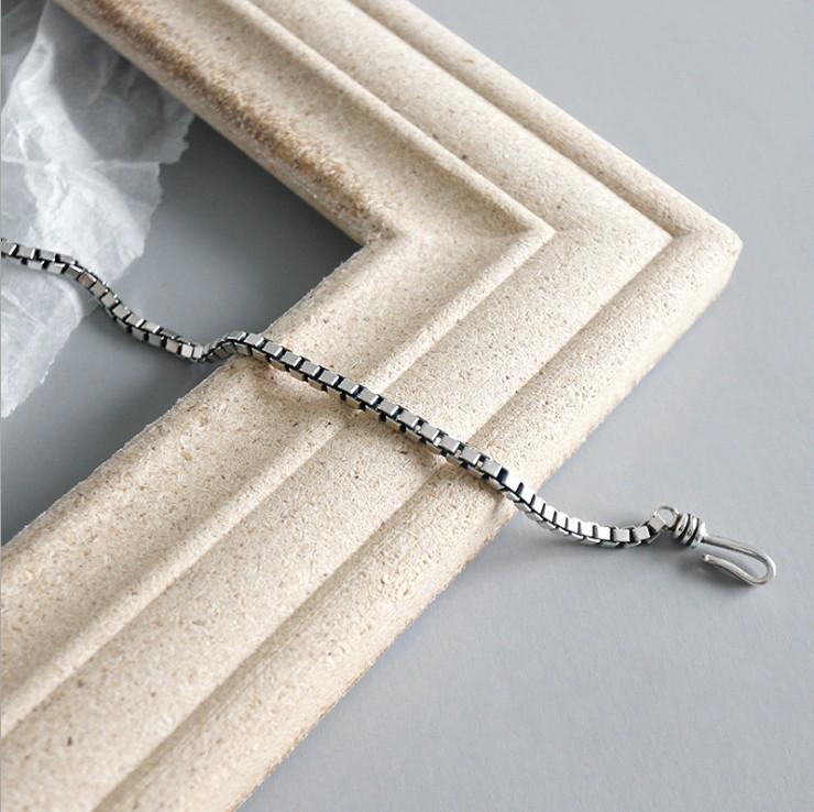 Personalized Retro Box Chain Bracelet - Elegant Silver, Versatile Japanese-Korean Inspired Couple's Jewelry for Women