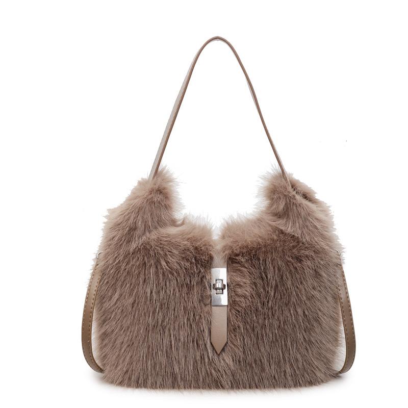 Stylish Fluffy Shoulder Bag Simple Texture and Large Capacity Crossbody Bag Phe Soft Fur Macar Color Storage Bag  New Design