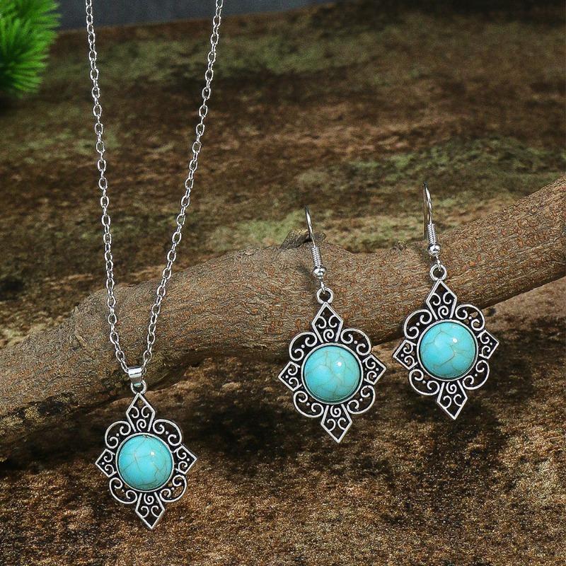 GemChic Women's New Vintage Ethnic Turquoise Geometric Carve Flower Pendant Necklace Earrings Two Piece Set Fashion Birthday Christmas Jewelry Gift