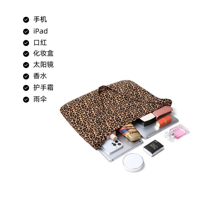 Tote Bag, New Women's Bag, Leopard Print Canvas Bag, Large-capacity Student Class Versatile Lazy Wind Bag