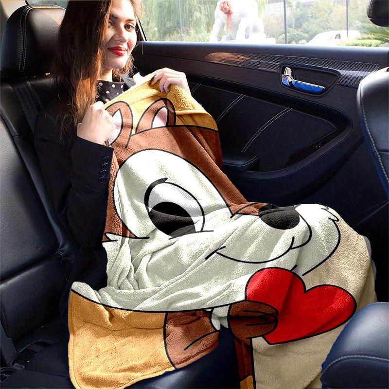 1pc, Charming Cartoon Squirrel Holding Heart Shaped Blanket Perfect for Home Decor, Couch Blanket, Travel, Camping, Office Nap, Gift Idea