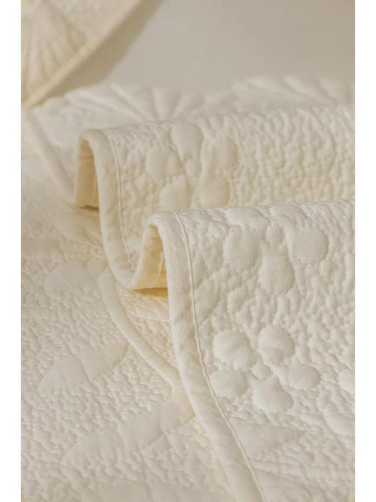 Poduszki na sofę z bawełny pikowanej w stylu kremowym - antypoślizgowe, nowoczesne, całoroczne