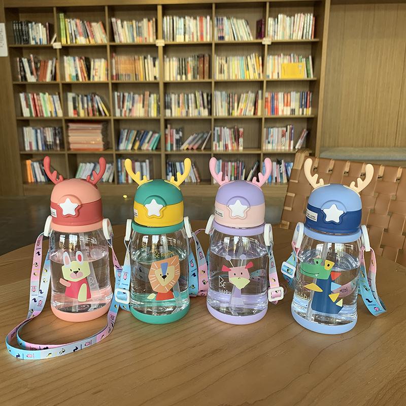

600 мл Детская поилка для воды Antler Creative Cartoon Baby Feeding Cups with strawproof Water Bottles Outdoor Children Cup